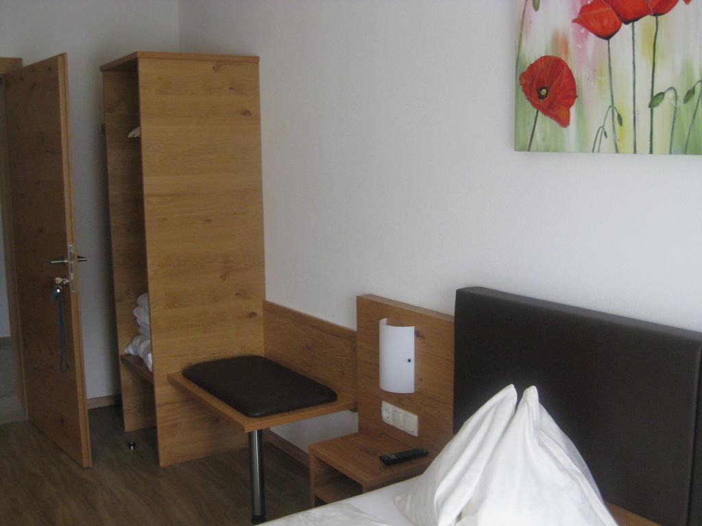 Gasthof Muhr Wirt Z'Bierbaum Hotel Gampern Bilik gambar